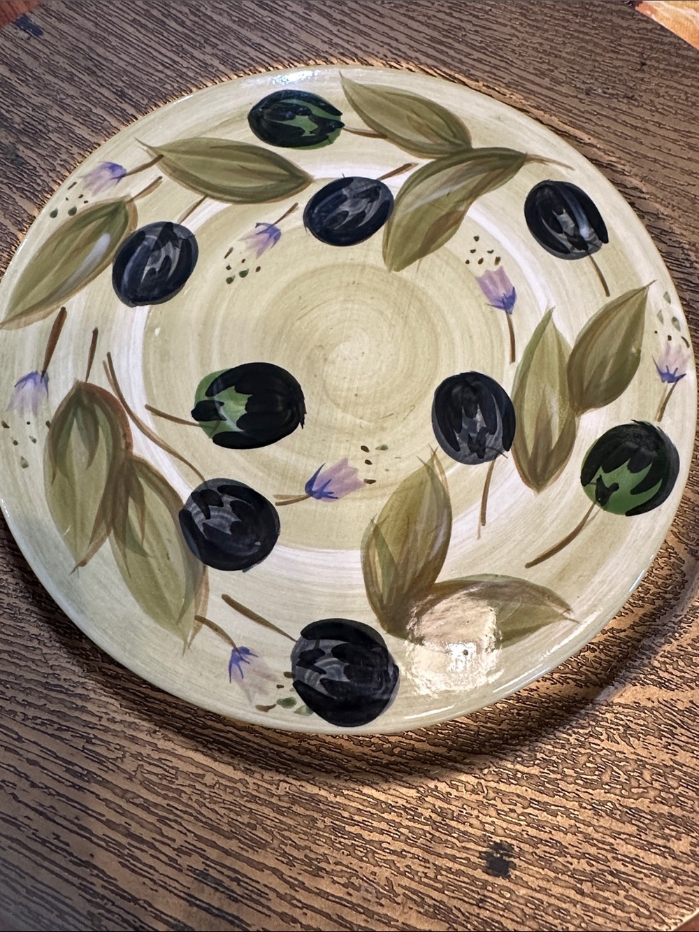Boulevard Hand-Painted tabletop unlimited Olive Motif Ceramic trivet